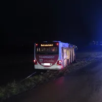 bus_02.jpg
